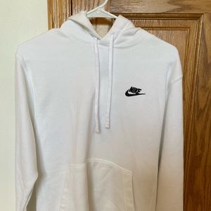 Nike Essential Hoodie Size Small